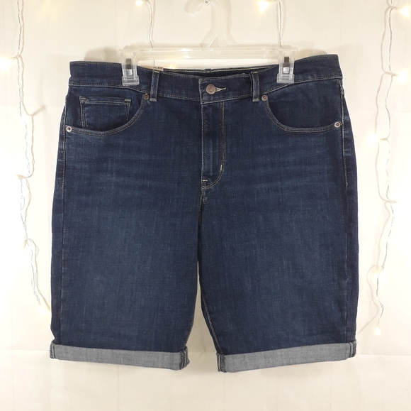 Levi's | Dark wash blue Bermuda jeans shorts - Picture 2 of 15